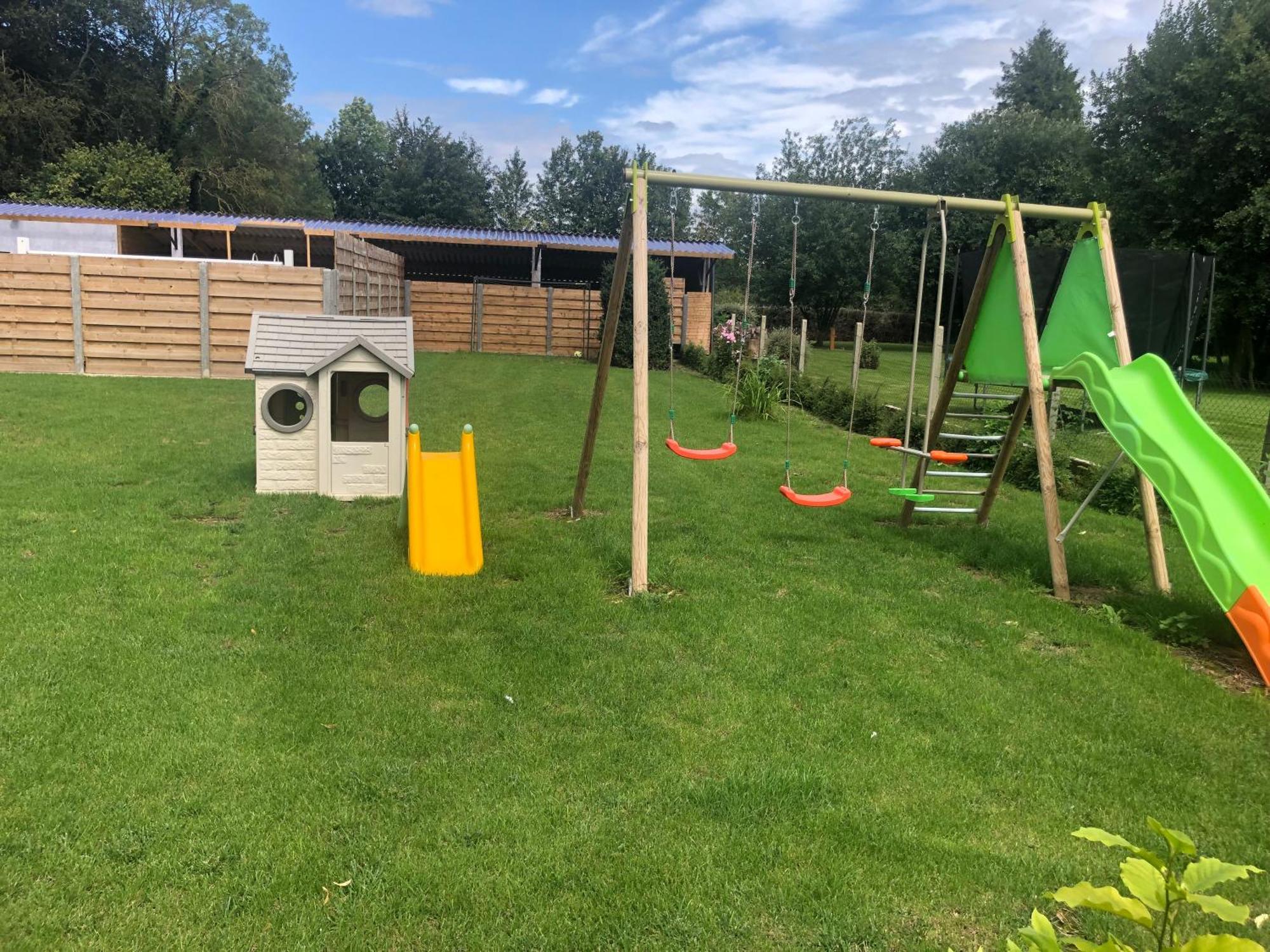 Gite Des 3 Pleureuses Saint-Riquier ภายนอก รูปภาพ